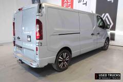 Renault Trucks Trafic
                                          